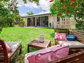 House to rent in Farnborough - Garden