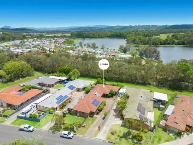 2/9 Mistletoe Circuit, KINGSCLIFF Townhouse for rent Listed b.