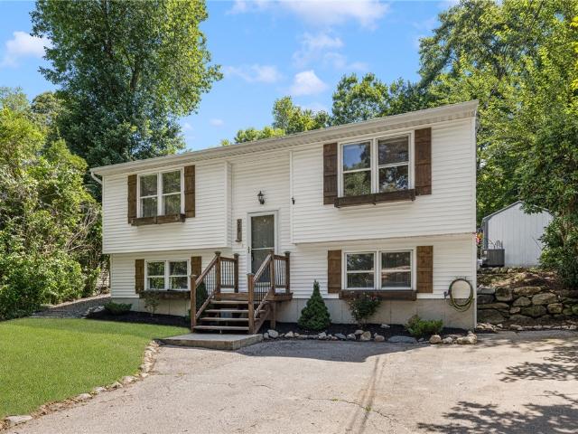 29 Pepper Bush Trail