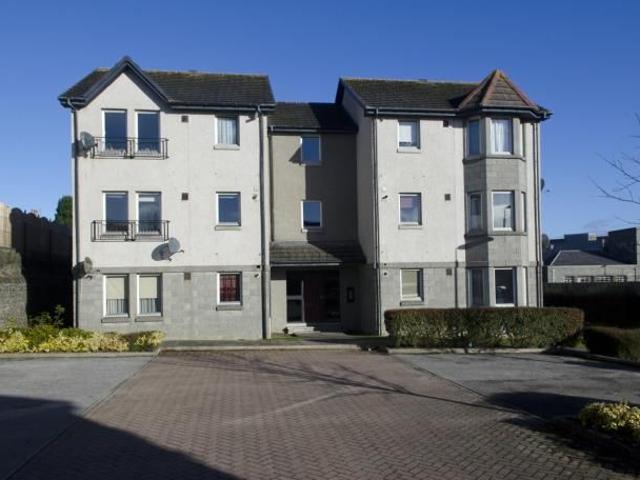 29 Picktillum Avenue, Aberdeen AB25, 2 bed flat to rent, £733 pcm | PrimeLocation