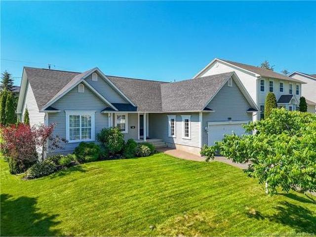 29 Poets Lane, Fredericton, NB, E3B 9P8 house for sale | Listing ID NB143249 | Royal LePage