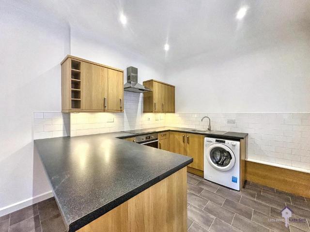 29, Portsmouth Road, SO19 1 bed flat to rent £895 pcm £207 pw
