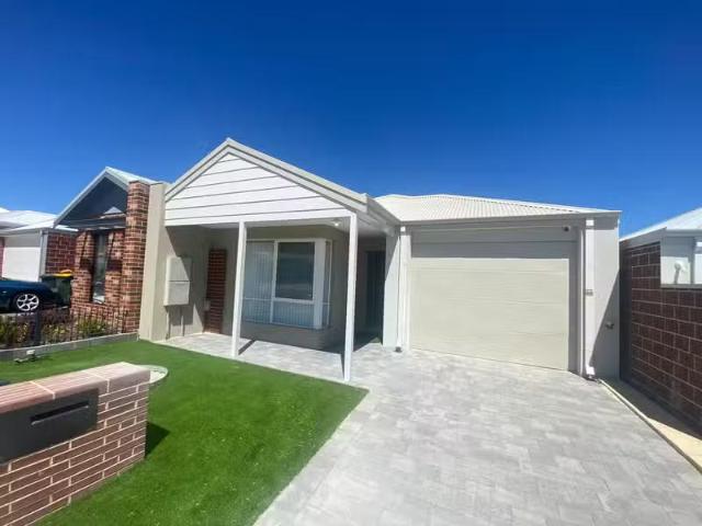29 Proclaim Avenue, ELLENBROOK, WA 6069 House for Rent