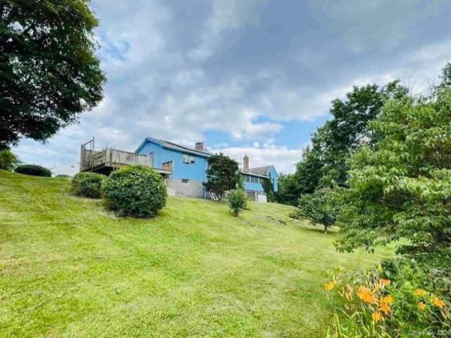 29 Saugerties Manor Road