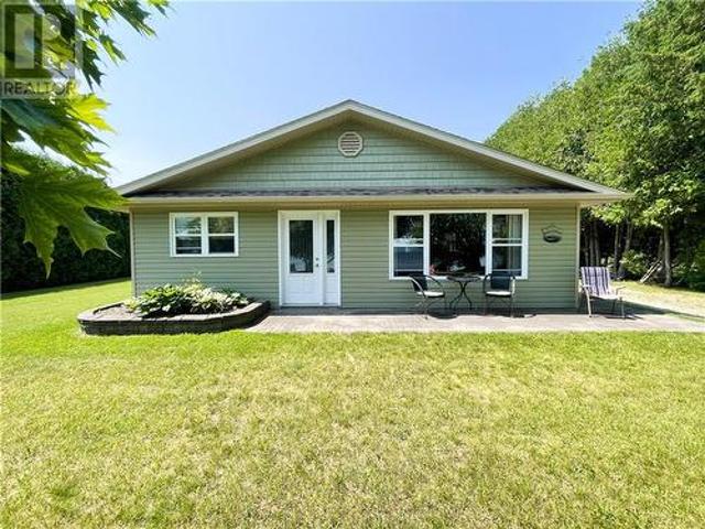 29 Sidney Lane, Mindemoya, ON, P0P 1S0 house for sale | Listing ID 2127 | Royal LePage
