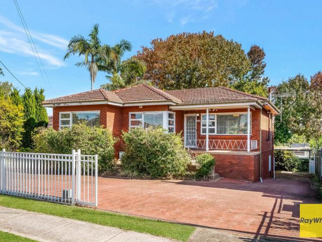 29 Smiths Avenue, Cabramatta, NSW 2166 House for Rent Ray White Canley Heights