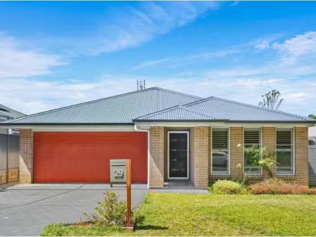 29 Stanhope Crescent, Wadalba House for rent Listed by Abbie.