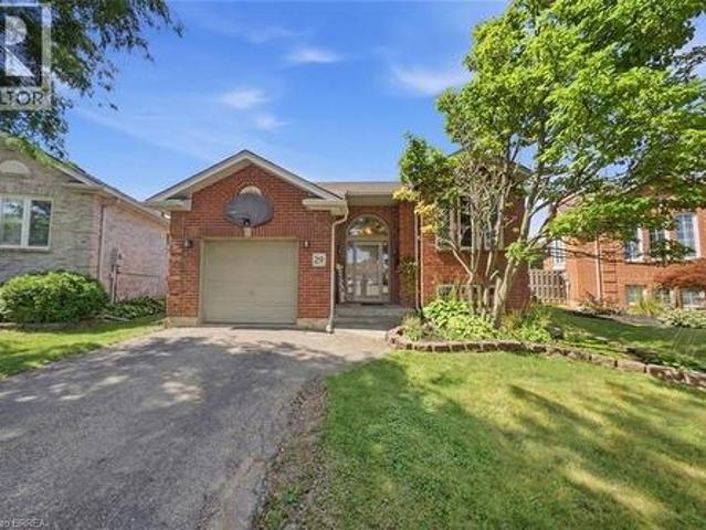 29 Strong Court, Brantford, ON, N3R 7Y4 house for sale | Listing ID 40864 | Royal LePage