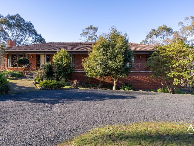 29 Summit Drive, Devon Hills