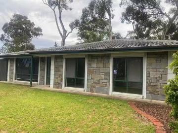 29 Sunnymeade Drive, Aberfoyle Park, SA 5159