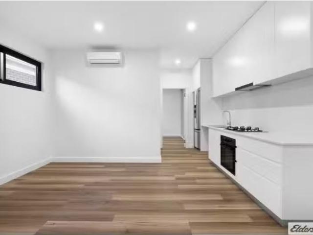 29A Bayhorse Avenue, Carnes Hill Apartment for rent Listed by.