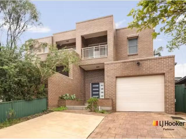 29A Wyatt Avenue, Padstow Townhouse for rent Listed by Ava Ar.