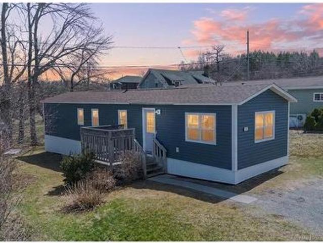 2 Macintosh St, Fredericton, NB, E3C 1L8 house for sale | Listing ID NB136047 | Royal LePage
