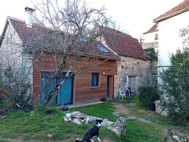 2 Maisons de village 4 pièces 78 m2 et grange