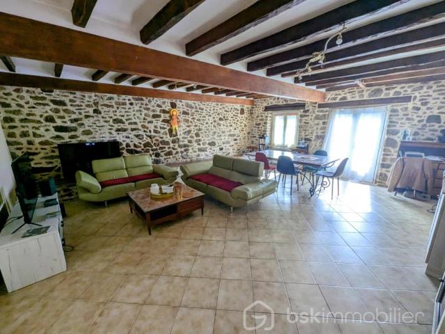2 maisons d'habitation à rénover dans un hameau sur la commune de Luitré