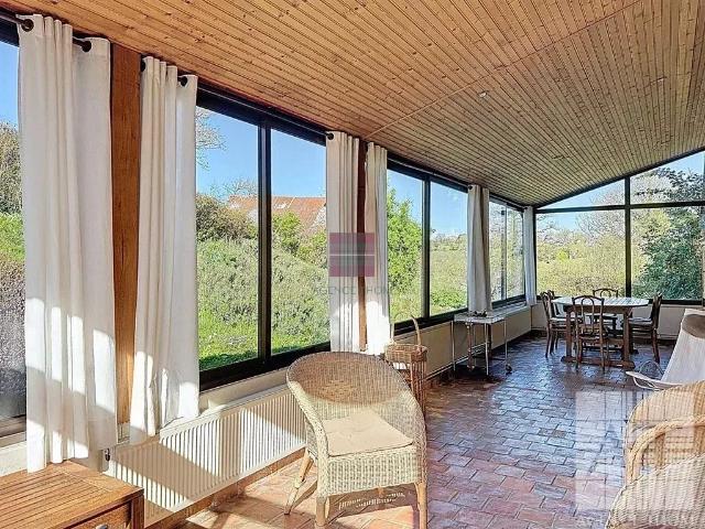 2 maisons – Fermette et grange aménagée dans une campagne idylli