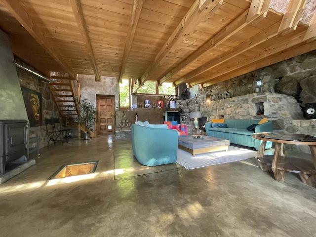 2 Maisons rénovées en Ardèche avec vue dégagée 210m² Lamastre