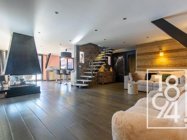 2 Maisons T8 à vendre Uvernet Fours 04 04400 | 235.47 m² | Terrasses, Jardins |