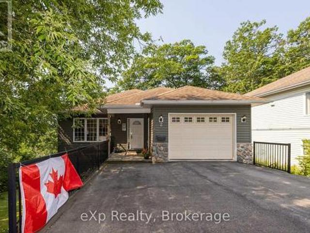2 Mann Avenue N, Parry Sound, ON, P2A 2H3 house for sale | Listing ID X13573 | Royal LePage