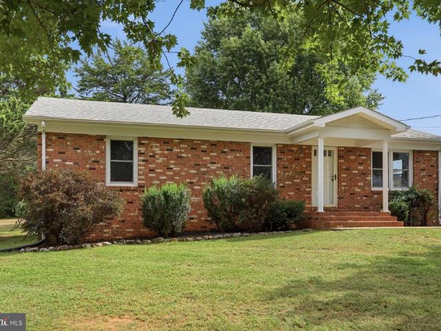 2 Massanutten Place