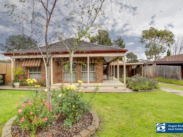 2 Marsh Court, Wantirna South
