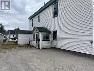 2 Mary Street, Brockton, ON, N0G 2V0 investment for sale Li.