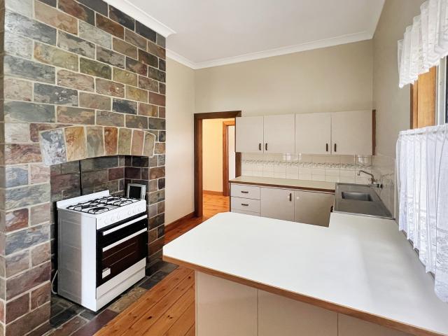 2 Matthew Place, Port Lincoln