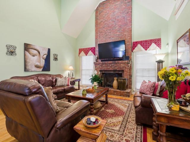 2 Meadow Springs Lane