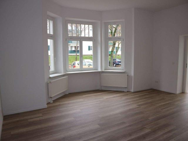 2 Monate kaltmietfrei helle RÃ¤ume TageslichtkÃ¼che GÃ¤ste WC