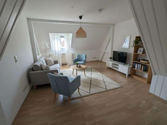 2 Monate Kaltmietfrei* Helles Dachgeschossapartment in Glauchau zur Miete