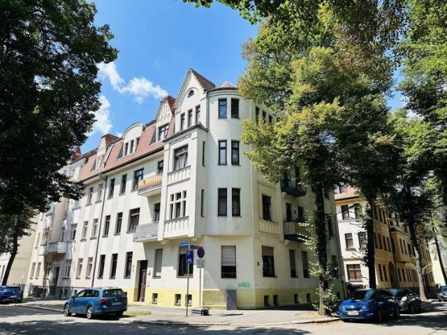 3 Monate Kaltmietfrei! Renovierungsbedürftige 2 Raum Wohnung, attraktive Lage