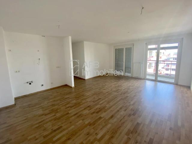 2 Monate mietfrei 3 Zimmer Genossenschaftswohnung mit großem Innenhofbalkon