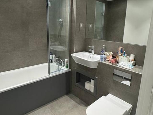 2 Month Sublet. Modern 1 Bed Apartment