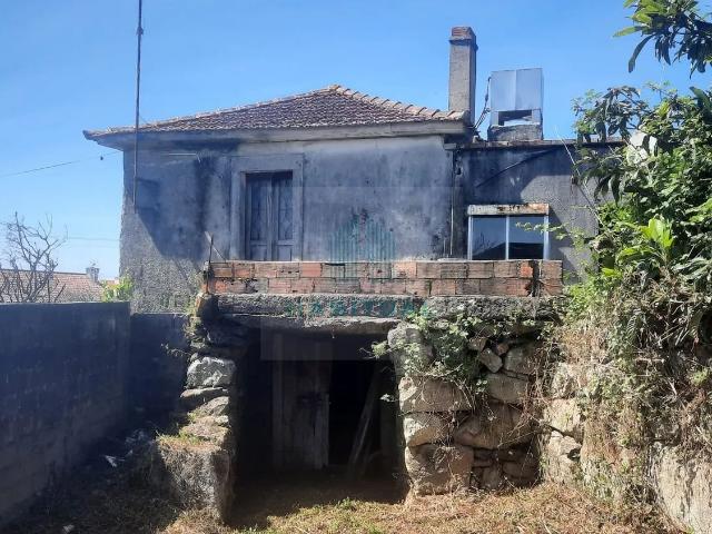 2 Moradias Para Restaurar Na Areosa Vista Mar 119m² Viana do Castelo Santa Maria Maior e Monserrate e Meadela