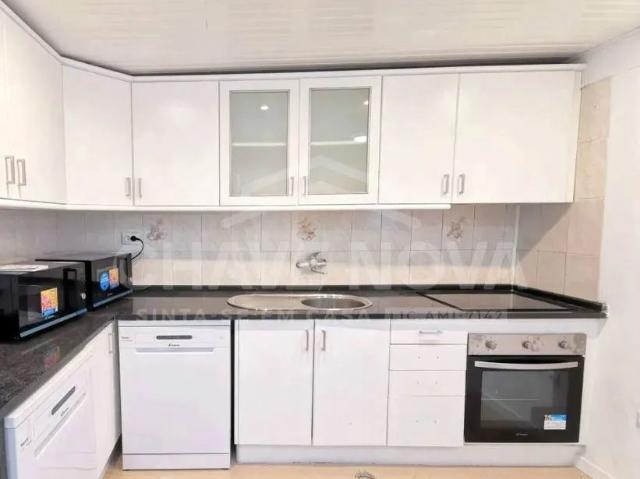 2 Moradias T2 + T1 com logradouro na Ajuda