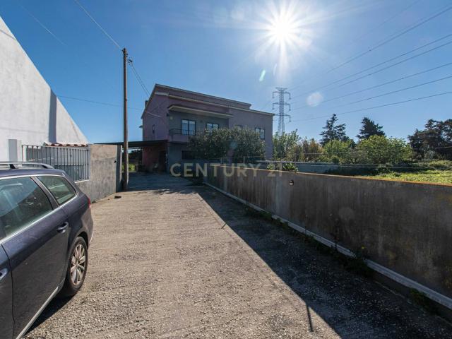 2 Moradias T3 em Lote com 8300m2 122m² Vila Franca De Xira