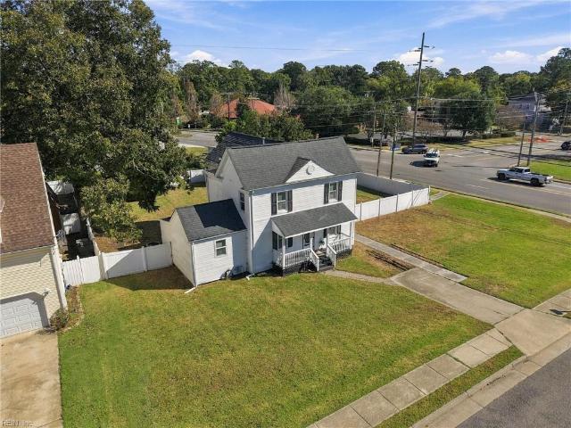 2 Nicole CT