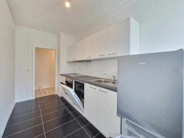 2 NKM geschenkt*! * Wir renovieren 2 Zimmer Wohnung mit Weitblick!
