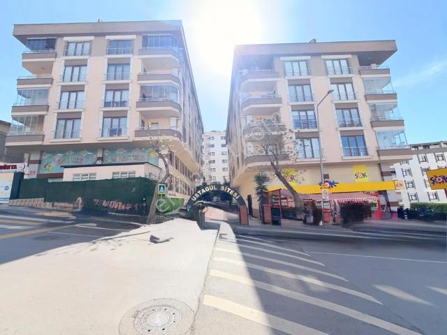 2 Nolu Beşirli Ustagül Sitesi'nde 3+1 Satılık Daire