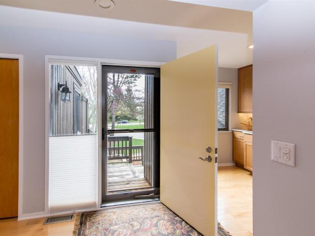 2 Northwick Court