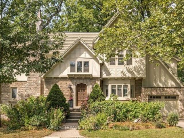 2 Oak Knoll Drive, Hamilton, ON, L8S 4C2 house for sale | Listing ID X13805 | Royal LePage