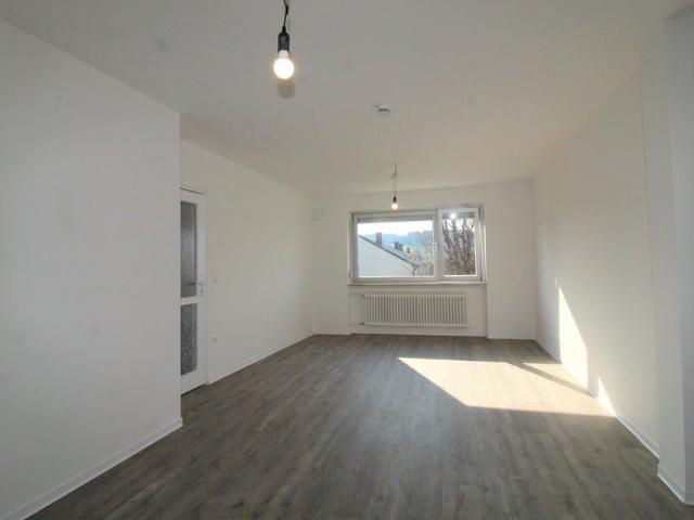 2. OG / 3 Zimmer mit Balkon