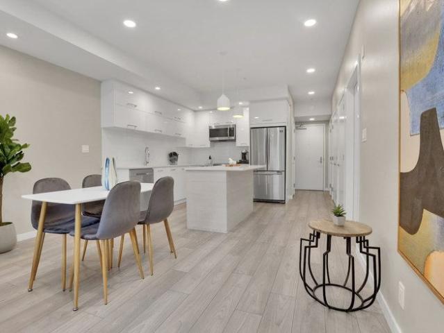 2 Avenue