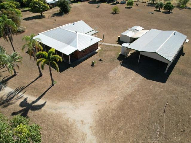 2 Acres in the heart of Bouldy
