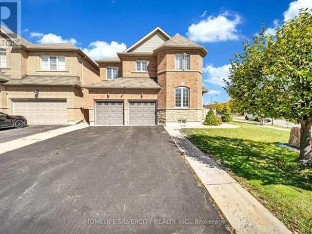 2 Addiscott Street, Brampton, ON, L6R 0W1 house for sale | Listing ID W13827 | Royal LePage