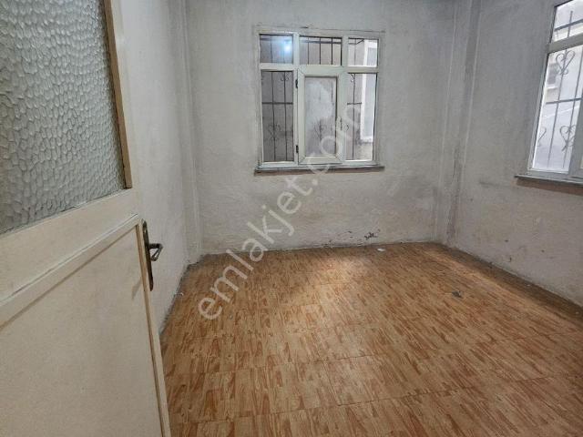2 Adet 1+1 Ayrı Girişli Olan Daire Aile Ye Uygundur