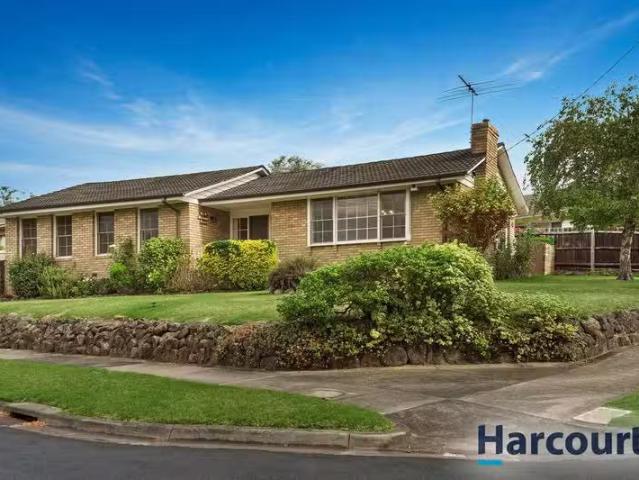 2 Allambie Place, BURWOOD EAST, VIC 3151 House for Rent