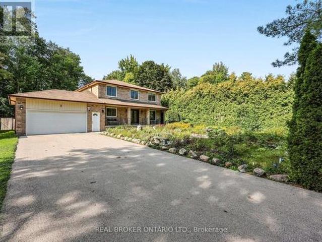 2 Amberglen Court, East Gwillimbury, ON, L9N 1J6 house for sale | Listing ID N13742 | Royal LePage