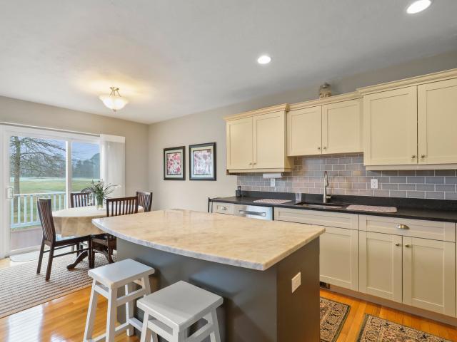 2 Amberwood Court UNIT 2