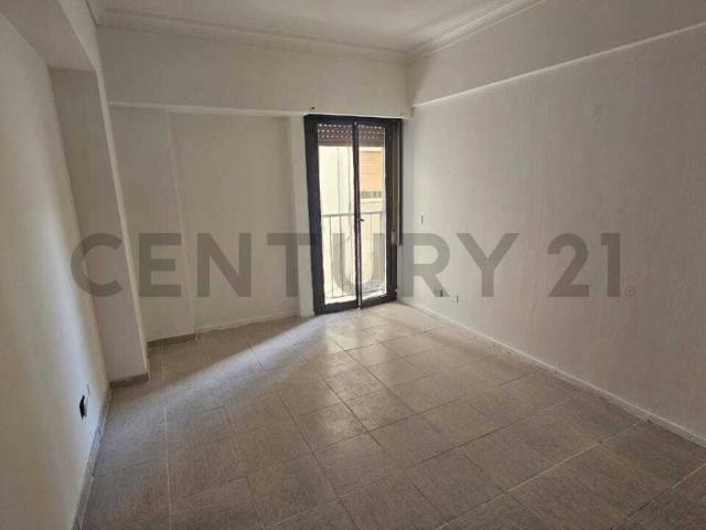 2 AMBIENTES EN ALQUILER – CABALLITO – PRIMER PISO LATERAL
